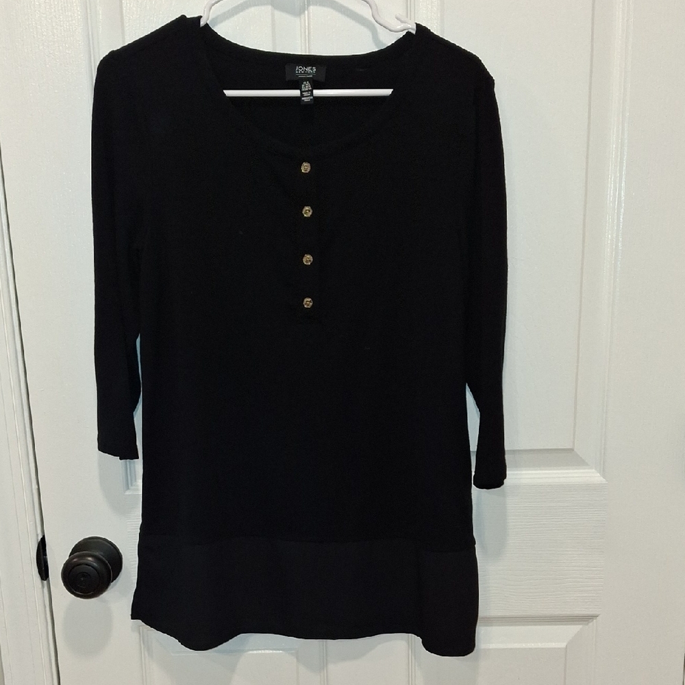 Jones New York Blouse. Size M